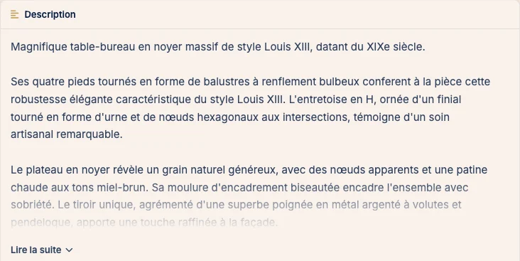 Description rédigée par l'IA pour une table-bureau en noyer de style Louis XIII